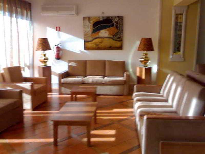 Wot Lagos Montemar Interior photo
